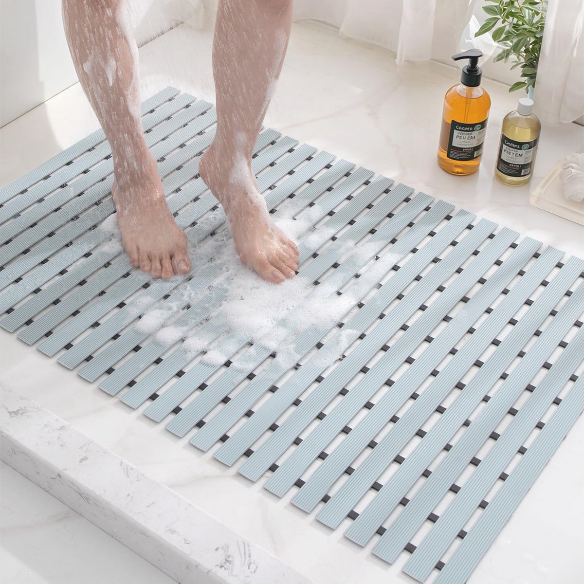 Antislip Douchemat 61 x 90 cm - Extra Lange Badmat met Afvoergaten - Wasbare Badmat voor Badkamer en Badkuip - Grijs