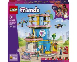 foto van LEGO Friends 42689 HLC clubhuis
