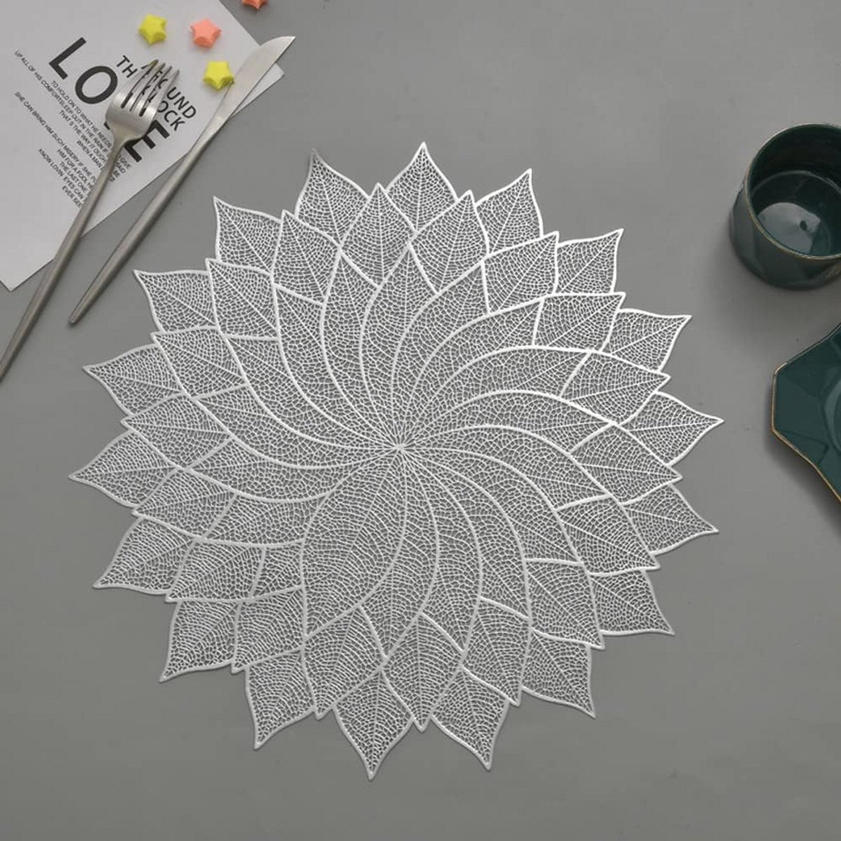 4-delige Set PVC Placemats met Bloemenmotief - Zilver