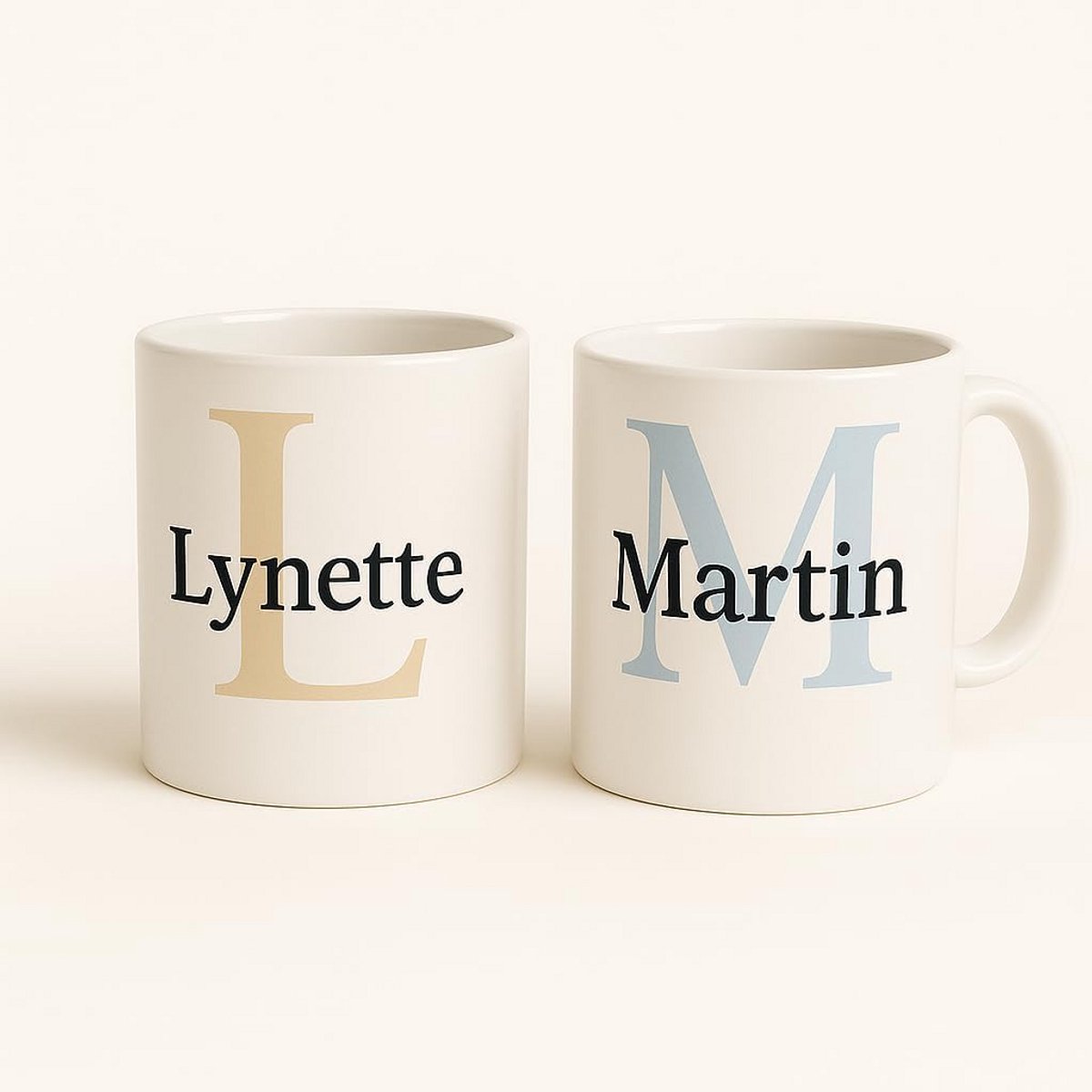 Set van 2 Gepersonaliseerde Mokken met Naam en Letter - Koffiemokken Keramiek