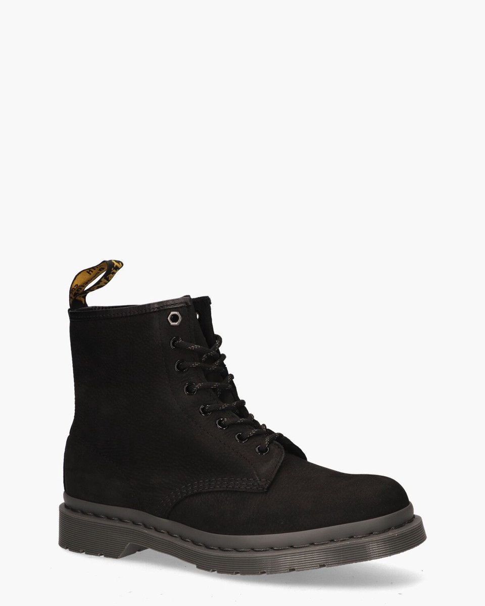 Dr. Martens Waterdichte Nubuck Laarzen met Freesbewerking – 1460 Heren Veterboots Zwart