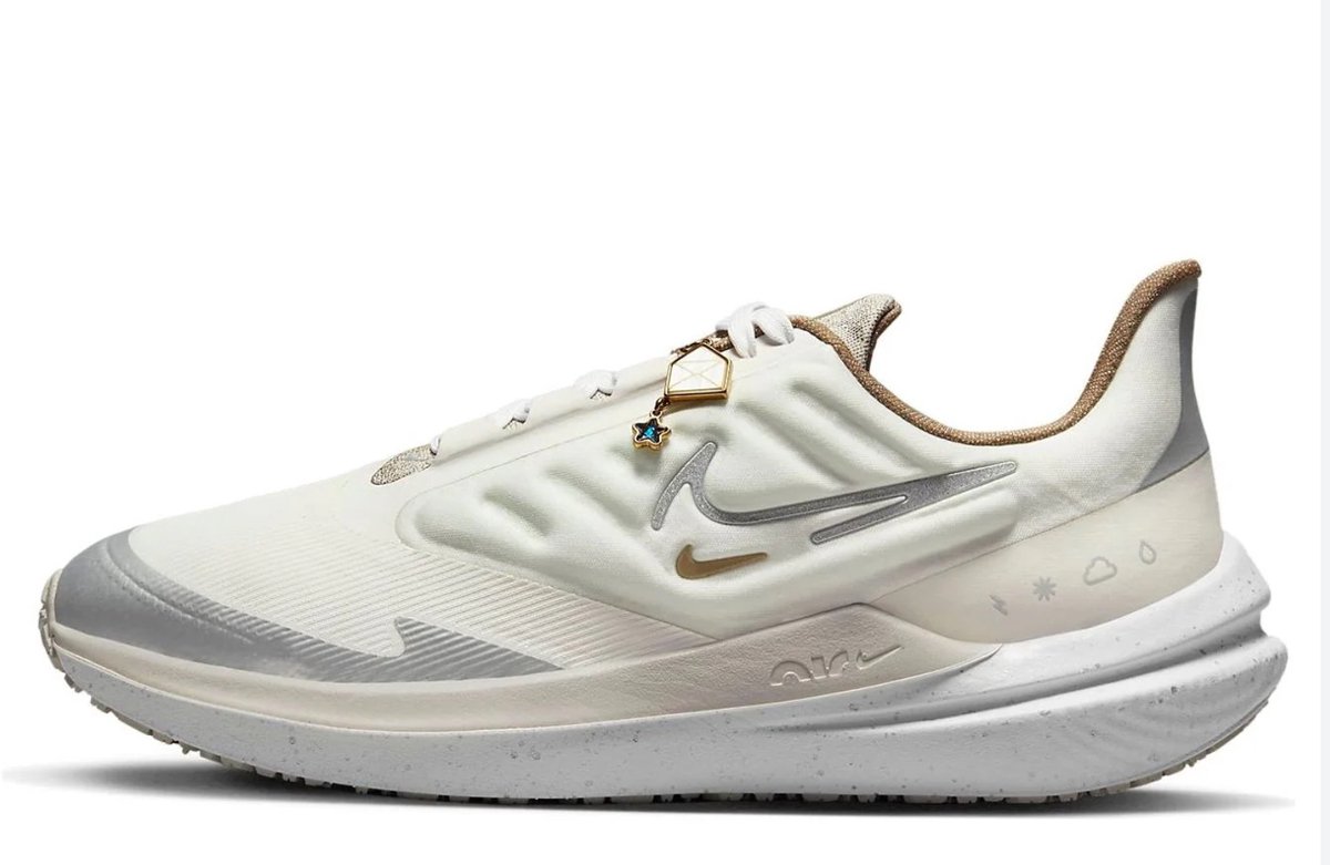 Nike Wmns Air Winflo 9 Shield ‘ Creme