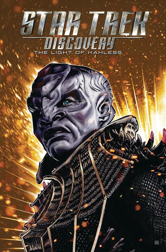 Star Trek Discovery - The Light Of Kahless stripboek met een paarse, gerimpelde alien met blauwe ogen, met een gedetailleerd zwart harnas.