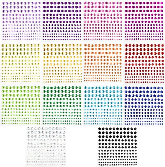 Diverse rijen met strass steentjes in verschillende kleuren en maten.