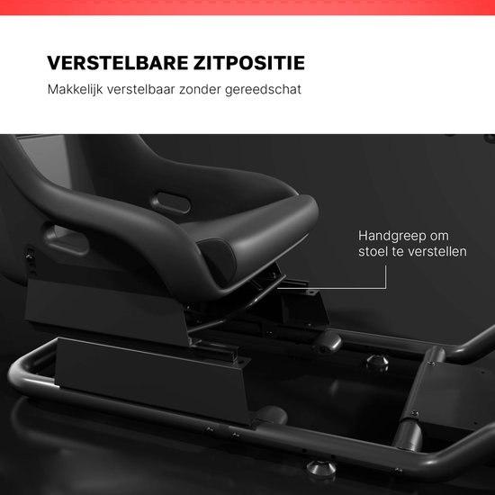 Zwart racesimulator cockpit met verstelbare kuipstoel, met handgreep om de stoel te verstellen.