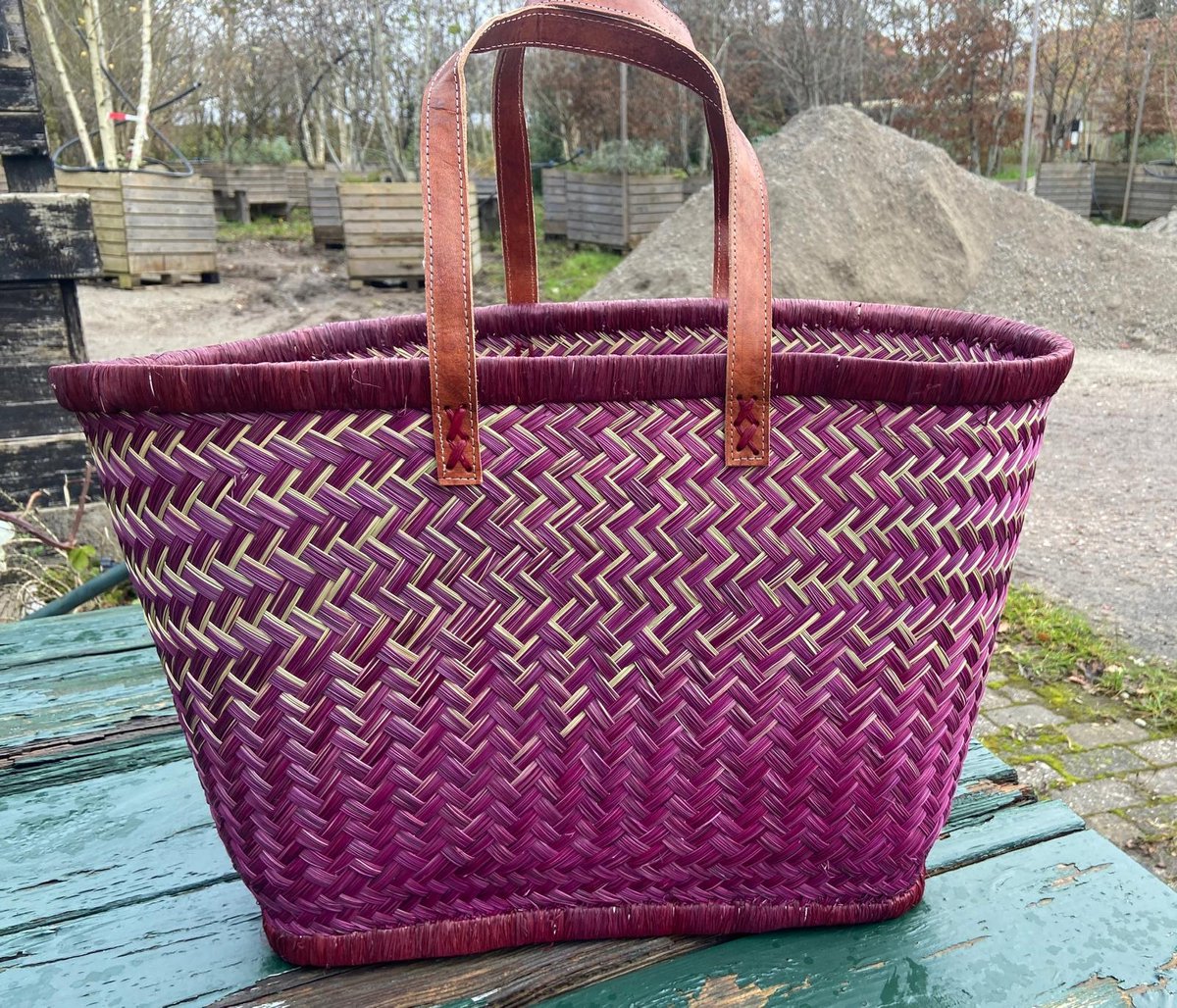 Shopper van natuurlijk materiaal - LEREN details - duurzaam - Pepitamia.NL
