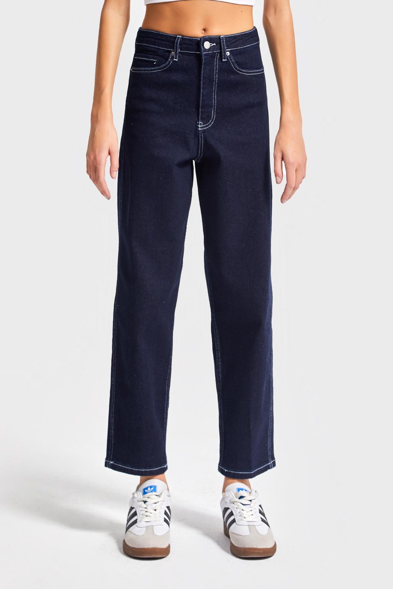 It's Basic - Relaxed Mid Rise Jeans