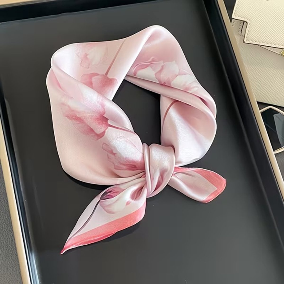 Sjaaltje - Scarf- Accessories - Dames- Bandana's- Halsdoek - Imitatie Zijde- Roze - Bloem