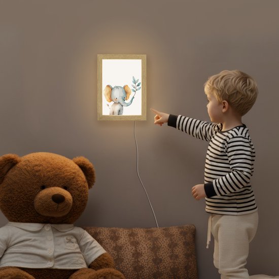 Nachtlampje 15x20 cm - Kinder lamp - Olifant - Dier - Pastel kleuren - Tafellamp kinderkamer - Slaapkamer lamp - Bedlamp kinderen - Kinderlampje stopcontact - Wandlamp babykamer - Nachtlampjes van Merkloos — afbeelding 5