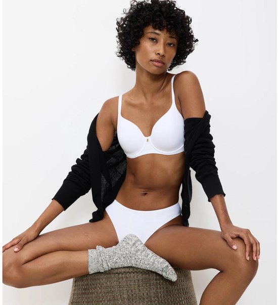 Triumph Bügel - Essentials de maquillage pour le corps BH