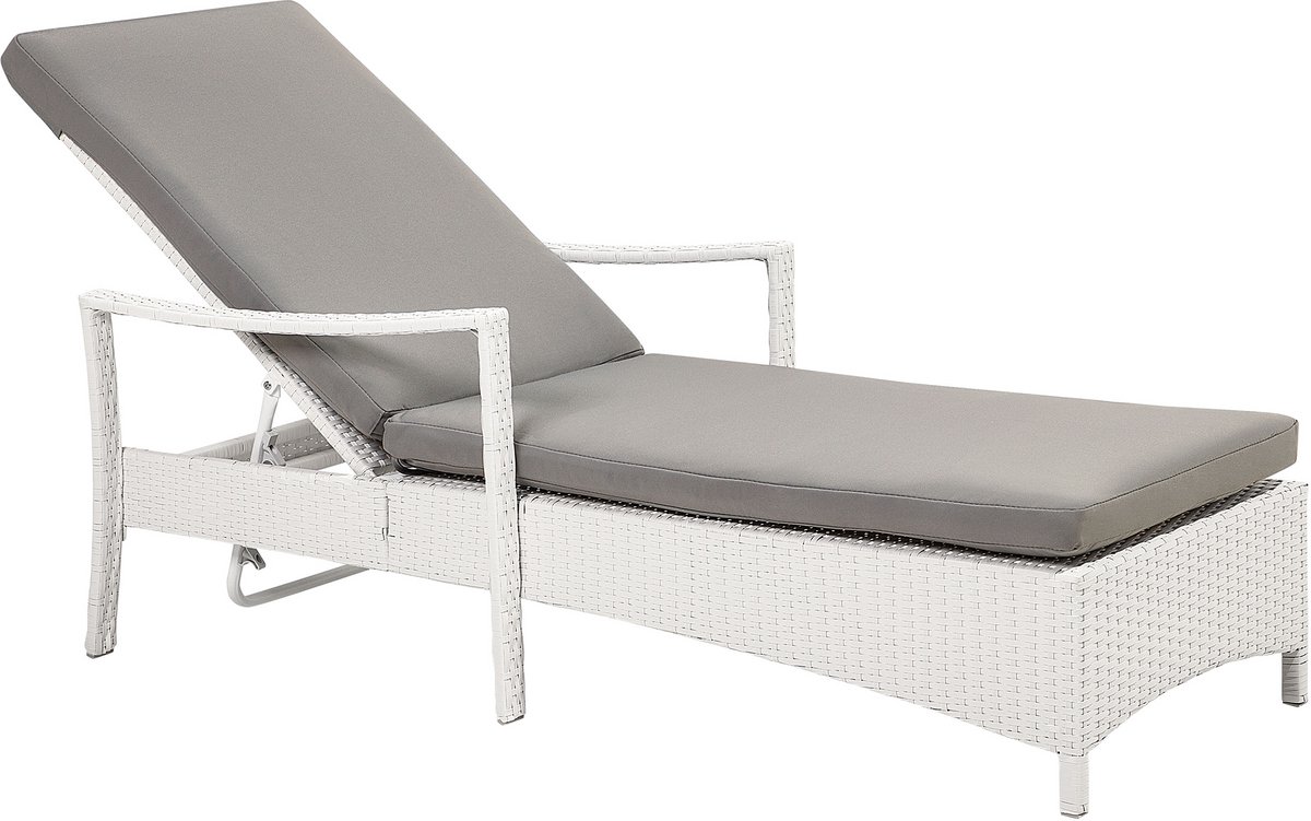 Beliani VASTO - Lounger - Wit - PE rotan