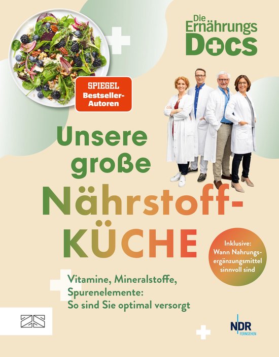 Boekcover met de titel 'Die Ernährungs-Docs – Unsere große Nährstoffküche'. Vier artsen staan naast een salade.