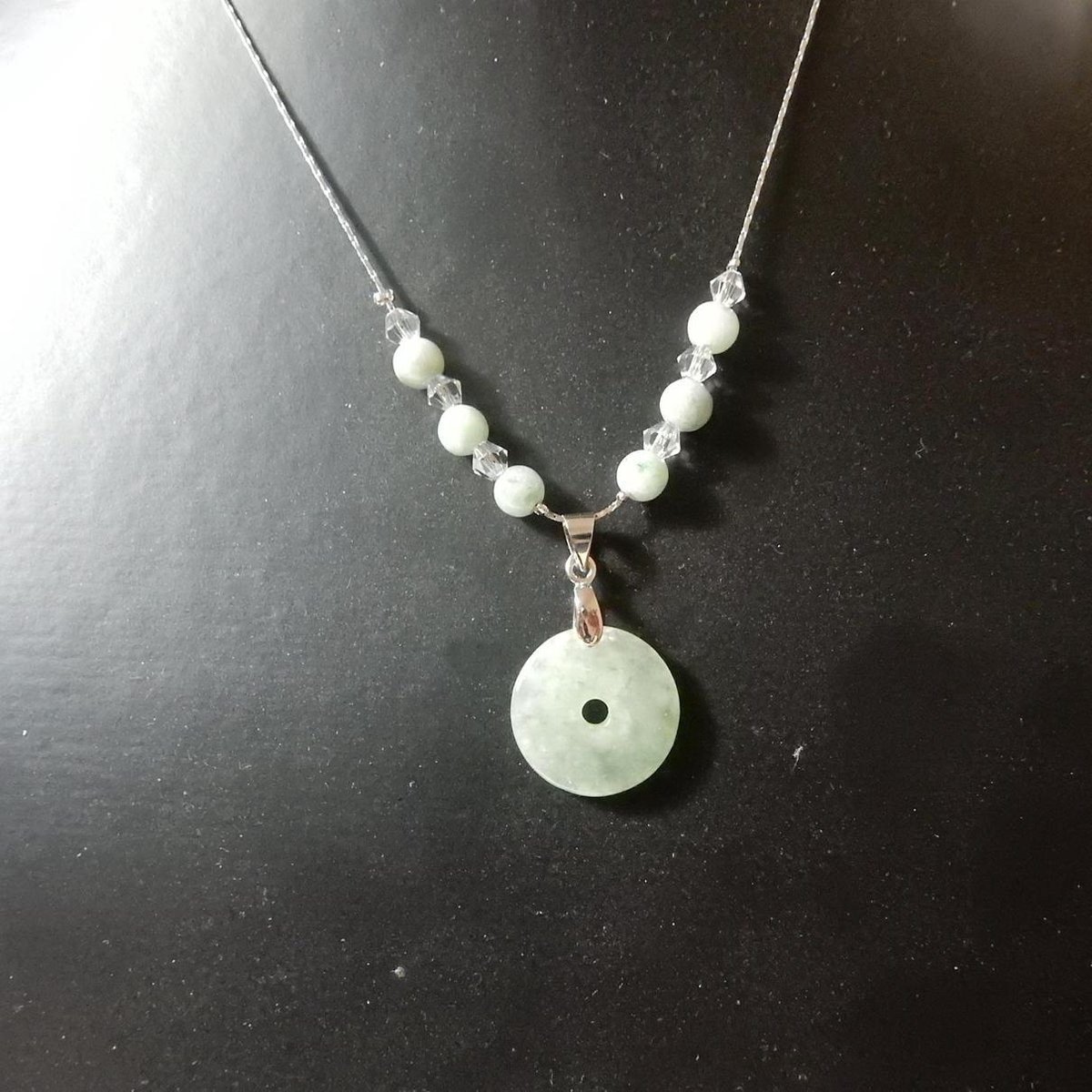 Collier fin Maely pendentif en jade vert et argent