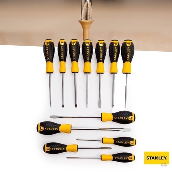 Stanley schroevendraaierset van 8 stuks met zwart met gele handvatten en metalen stelen.