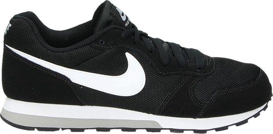 Nike Jongens Sneakers Md Runner 2 (gs) - Zwart - Maat 36,5 Nike Jongens Sneakers Md Runner 2 (gs) - Zwart - Maat 36,5