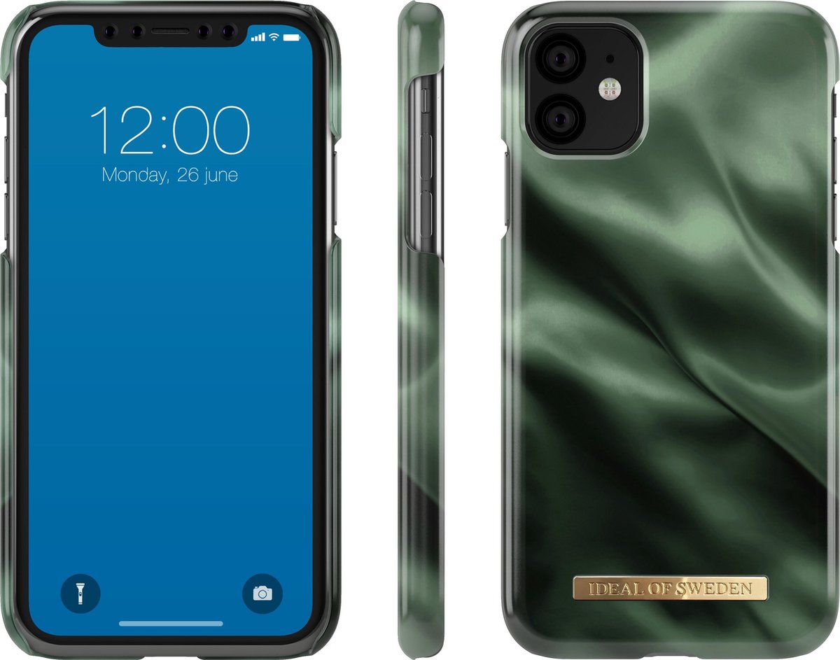 iDeal of Sweden - iPhone 11 Hoesje - Fashion Back Case Emerald Satin