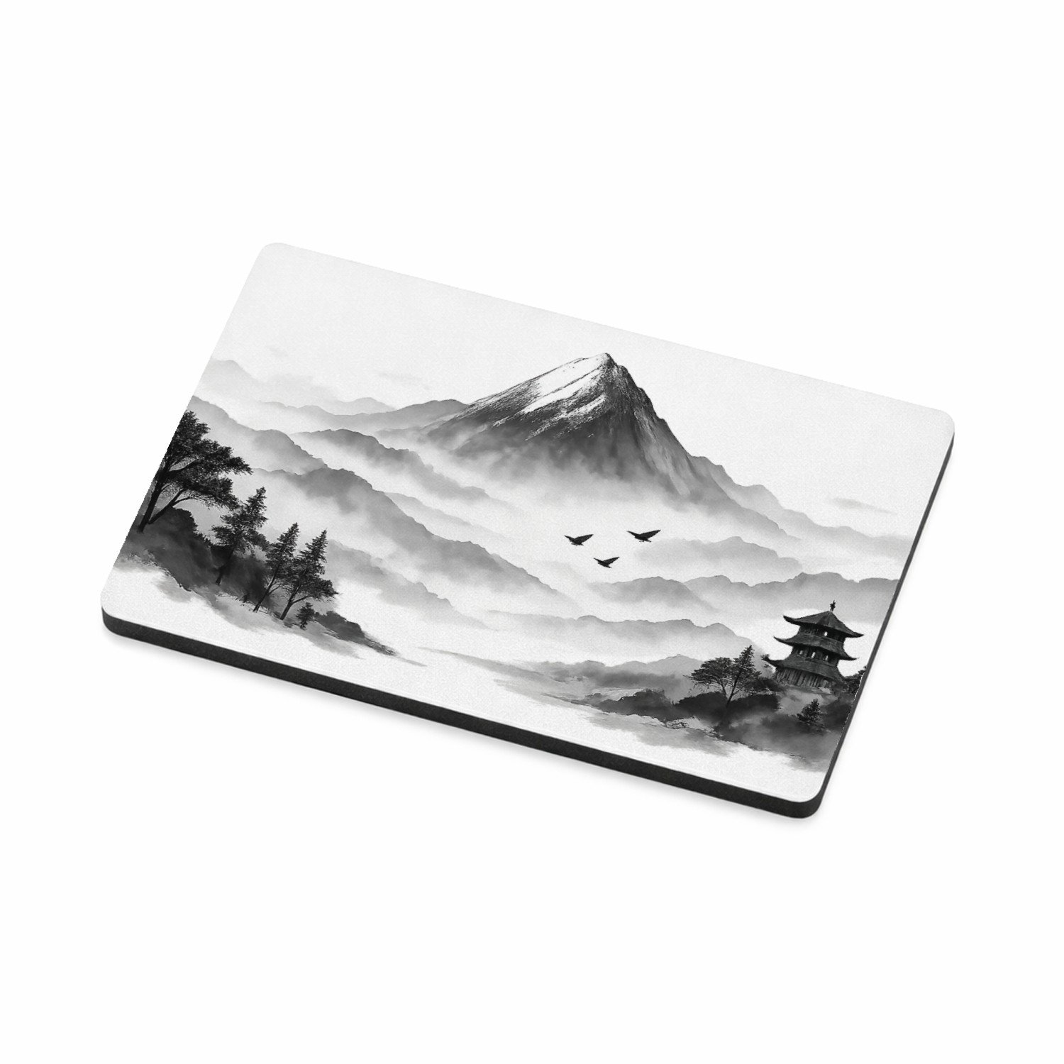 Mr Cadeautjes MDF magnetische fotolijst 7,5 x 5 - design Rustgevende bosmist met een enkele monumentale boom en zacht | cadeau Wit