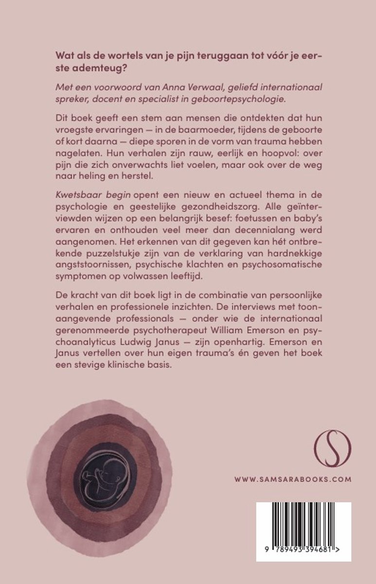 Achterkant boek Kwetsbaar begin met tekst en een illustratie van een foetus in een baarmoeder.