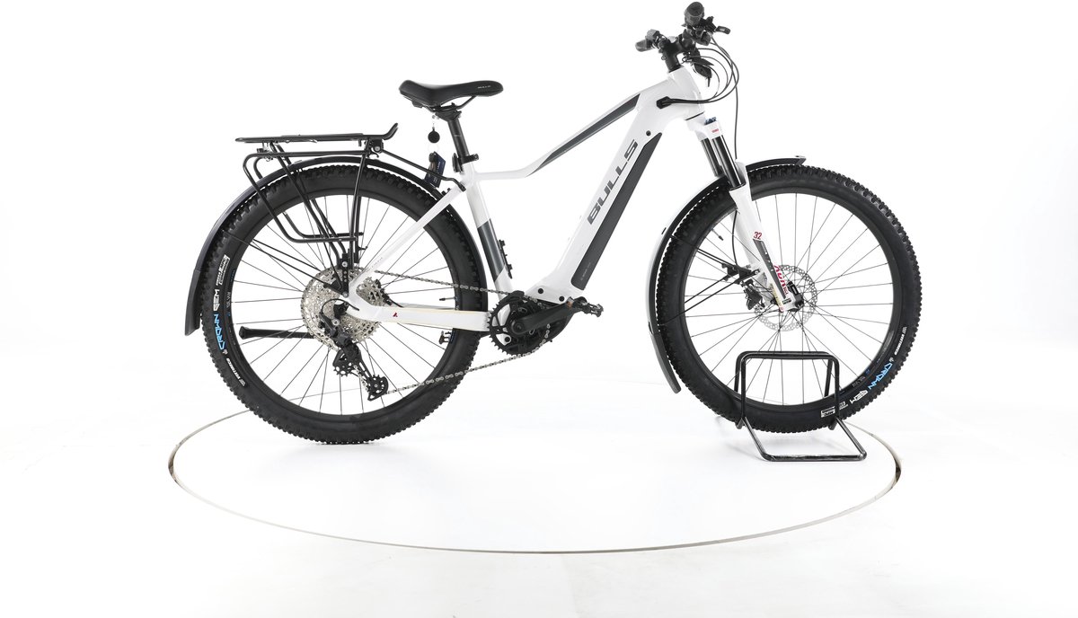 Bulls Aminga EVA 2 Elektrische trekkingfiets Bosch Accu 500Wh 27,5" 2023 wit Pro