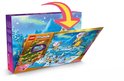 Doos van de LEGO Friends adventskalender met winterse illustraties en een openklapbaar gedeelte.