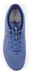 Bovenaanzicht van een blauwe New Balance sportschoen met veters en 'Fresh Foam' opdruk.