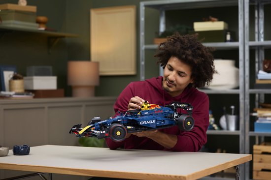 LEGO Technic Oracle Red Bull Racing RB20 F1 auto - 42206 van LEGO — afbeelding 4