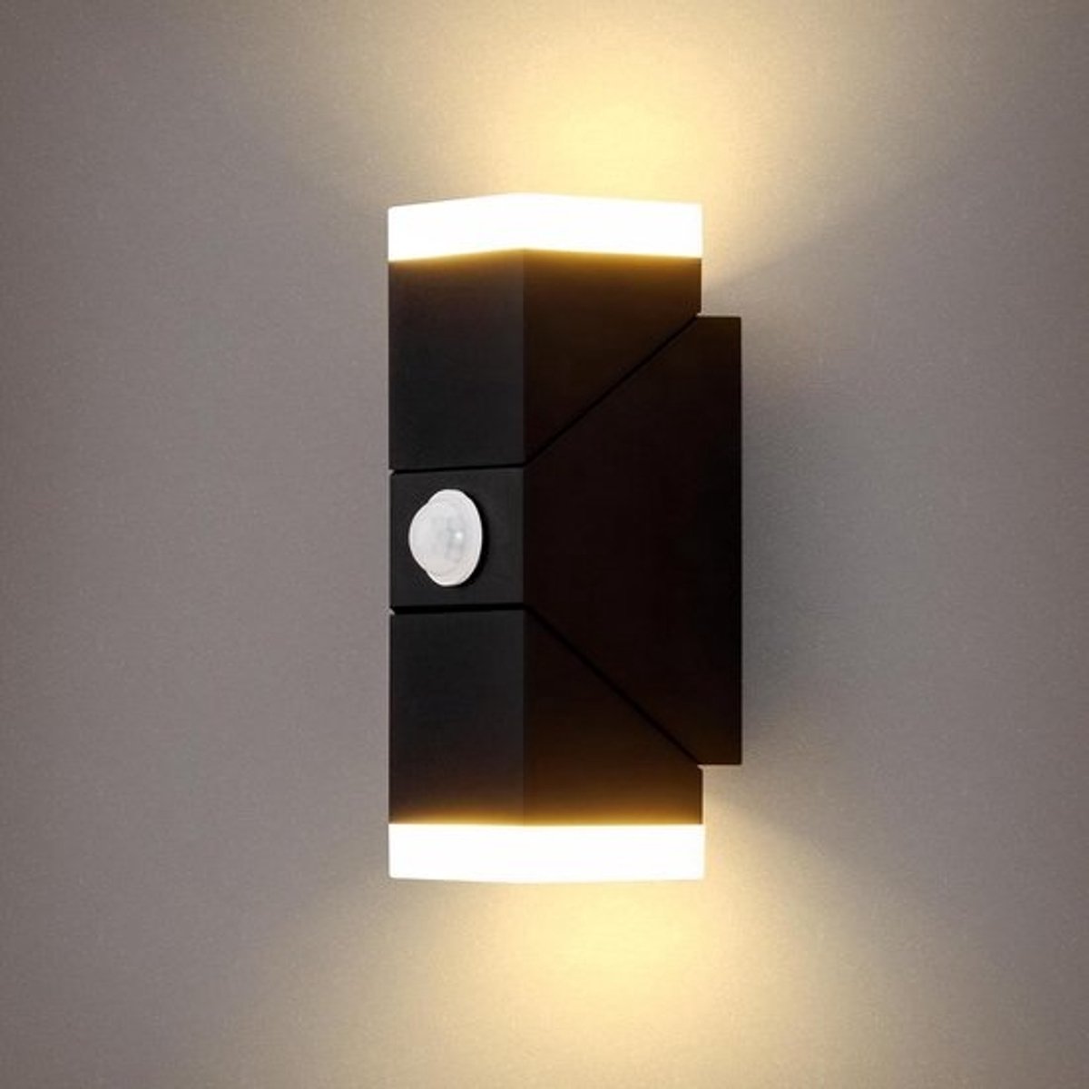 Buitenmuurverlichting Bewegingssensor - LED Wandlamp - Veiligheid Verhogend - IP65 Waterdicht - 12W 3000K - Zwart