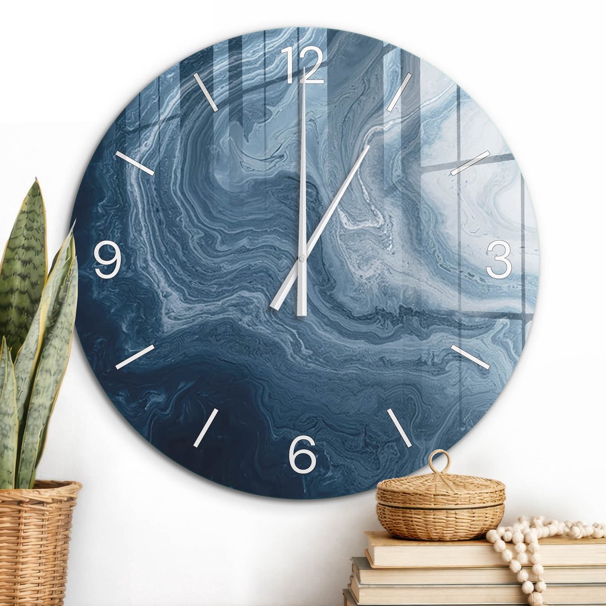 ArtPrintCave Blauw Glazen Klok - Wandklok 60 cm - Muurklok Rond - Vloeistofabstractie Wandklok Keuken - Kunst Unieke Klok - Witte Klokwijzers