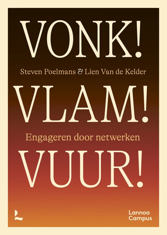 Boekomslag met de titel VONK! VLAM! VUUR! van Steven Poelmans en Lien Van de Kelder, tegen een oranje naar bruine achtergrond.