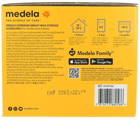 Achterkant van verpakking met richtlijnen voor het bewaren van moedermelk en QR-code.