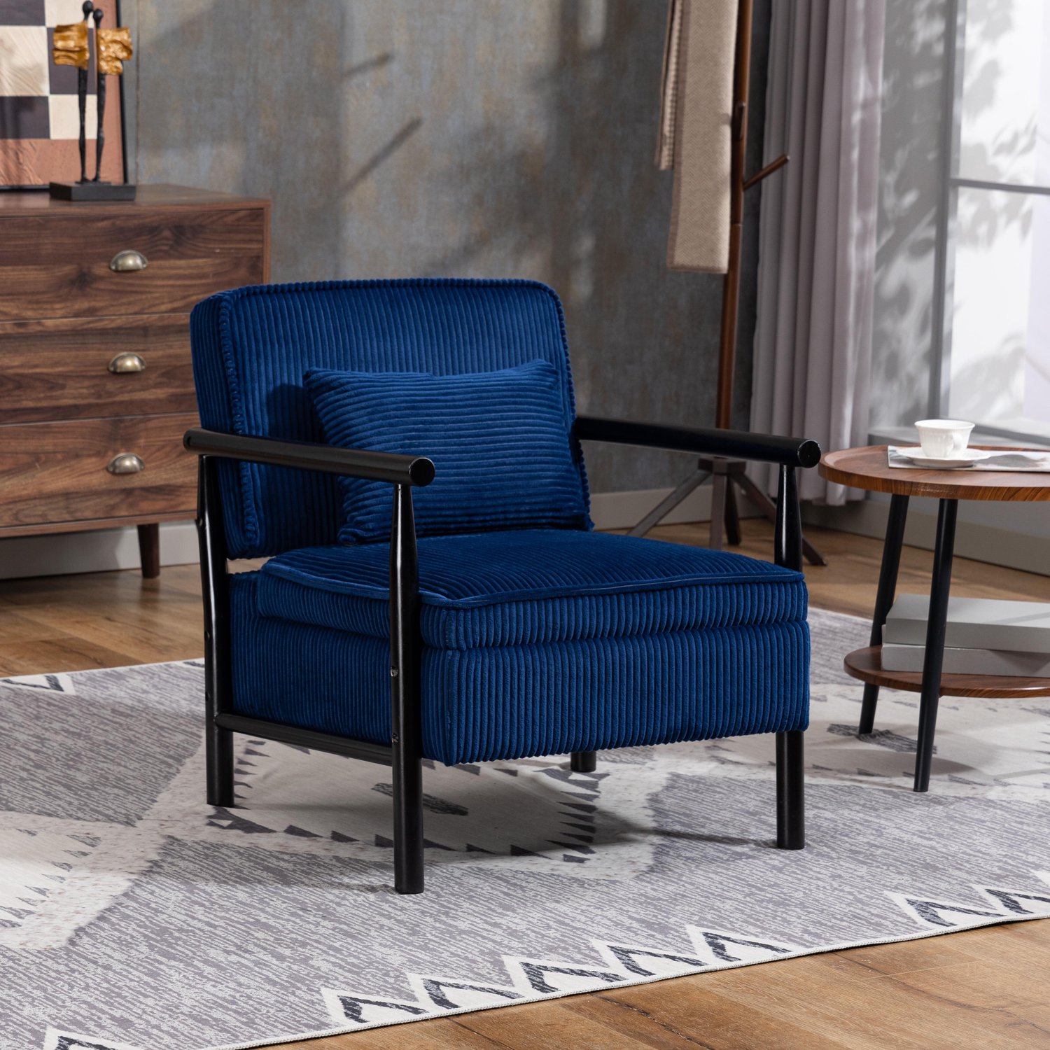 DantefHandels Moderne middeleeuwse fauteuil, houten frame, gestoffeerd met lendenkussen, blauw