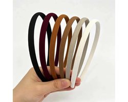Set van 6 Anti-Val Haarbanden met Zacht Elastische Afwerking, Stijlvolle Moderne Haaraccessoires voor Meisjes & Dames, Blijven Stevig Zitten tijdens Sport, Werk, School & Dagelijks Leven, Veelzijdige Haarversiering voor Elke Gelegenheid, Comfortabel