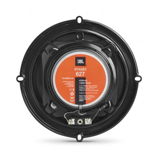 Achterkant van de zwarte JBL Stage3 627 luidspreker met een oranje label met technische specificaties.