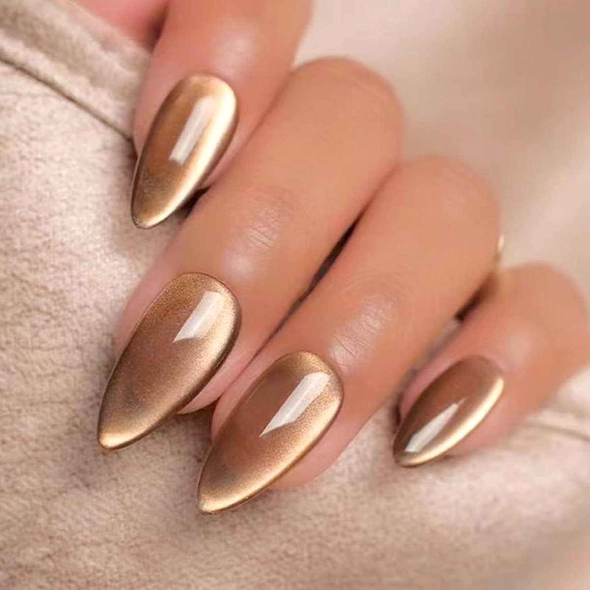 24 stuks kunstnagelstickers, glanzend, eenkleurig, press-on nagels, kattenoog, bruin, goud, Franse amandel, acryl, kunstnagels voor meisjes en vrouwen, manicure, doe-het-zelf