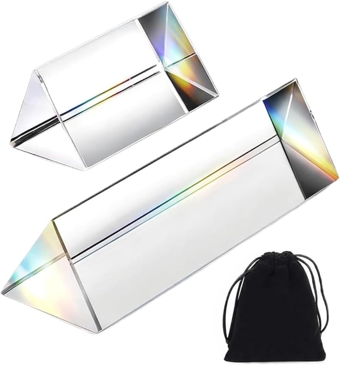 Prisma's: twee driehoekige prisma's van optisch glas, een van 8 cm en een 4 cm, kunnen worden gebruikt om de lichtbreking van regenboog en licht vast te leggen.