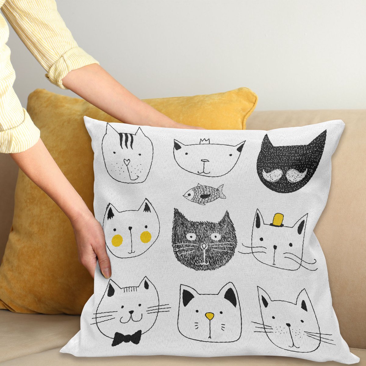 ABAKUHAUS Kat Kussenhoes, Katzen met Vis, Decoratieve Kussenhoes met Dubbelzijdige Print, Ritssluiting, Wasbaar, 50 x 50 cm, Geel Grijs