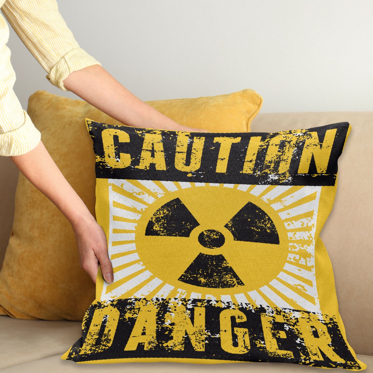 ABAKUHAUS Vintage Sierkussenhoes, Sign met Caution en Danger Atomic Area Beware Toxic Kunstwerk Print, Decoratieve Vierkante Sierkussenhoes, 40 x 40 cm, Geel Zwart