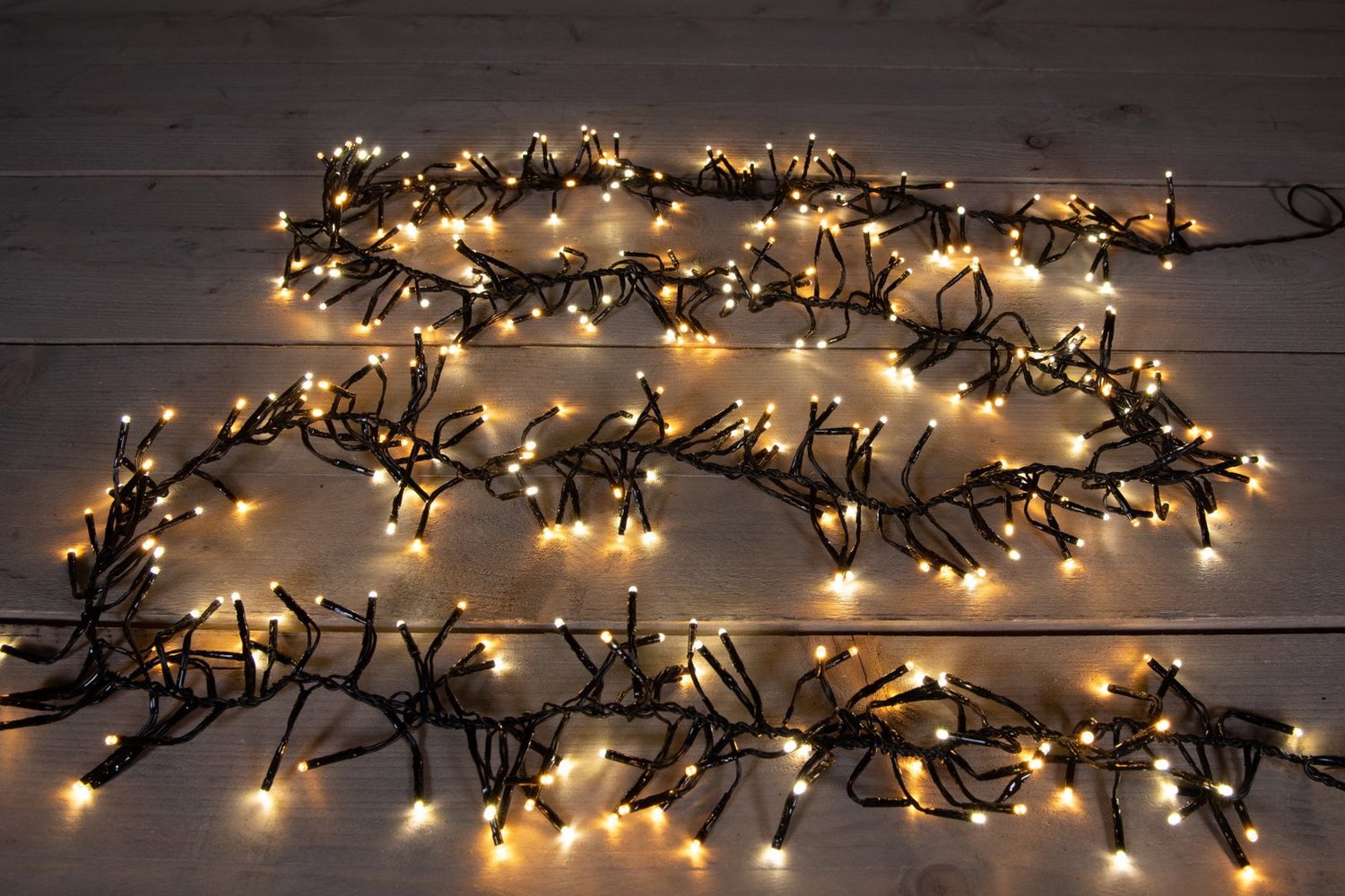 Cluster Lights 384L2,4M Led Luxury Color Classic kerstverlichting A...