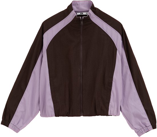 Bruin sportjack met ritssluiting, lila accenten op de schouders en mouwen, en het WE Fashion label.