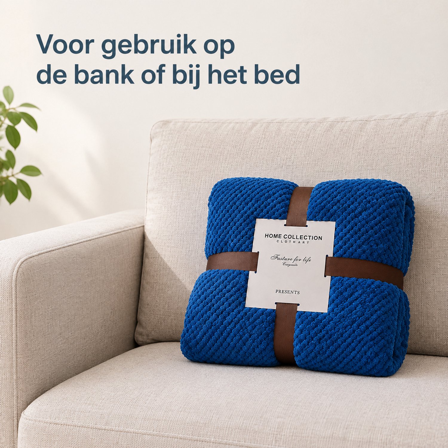 SWGOTA Flanellen deken 150 x 200 cm, koningsblauw met wafelstructuur, polyester, lint- en kaartverpakking