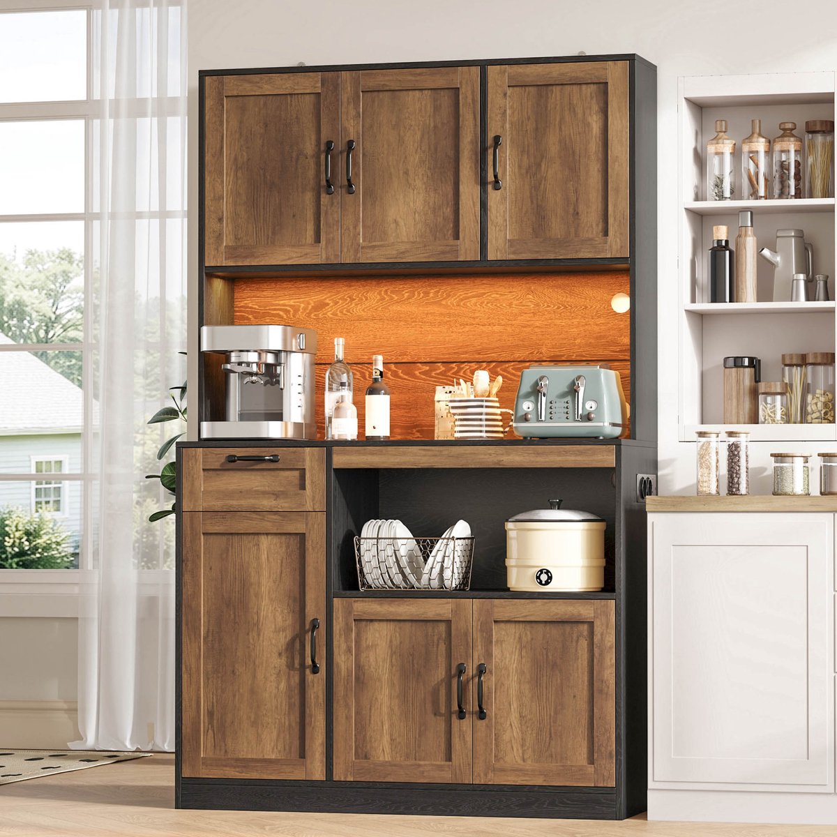MODFU - Keukenkast - Hoge Opbergkast - LED-Verlichting - Stopcontact - MDF - Naturel Zwart