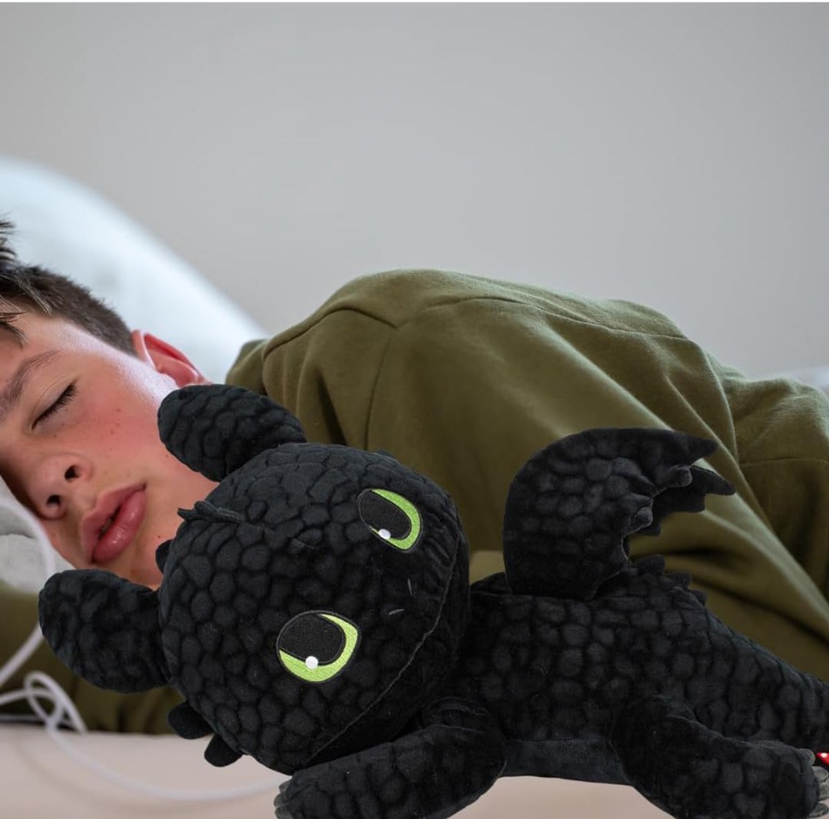 Hoe tem je een draak – zwarte nachtdrak Tandeloze – Knuffel & stoffig – verschillende modellen & maten – zacht pluche speelgoed voor kinderen & fans (Liggend 30 cm)