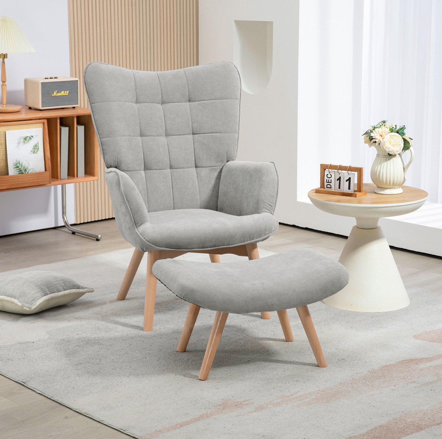 MIVRAY Oorfauteuil met Hocker 80 x 72 x 101 cm - Zachte Bekleding en Armleuningen - Voor Woonkamer en Leeshoek - Polyester en Hout - Grijs