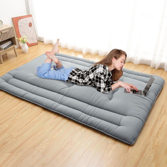 5-laags dik tatami-vloerbed – draagbare oprolbare slaapmat – voor kamperen, camper, studentenhuis, yoga, kinderspel – 203 × 137 × 10 cm – lichtgrijs — afbeelding 5