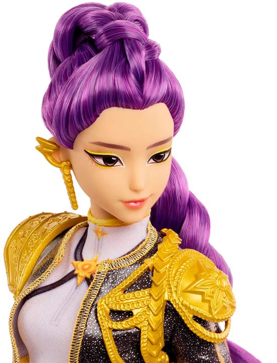 KPop Demon Hunters HUNTR/X Rumi 'Golden' zingende pop in outfit — afbeelding 2
