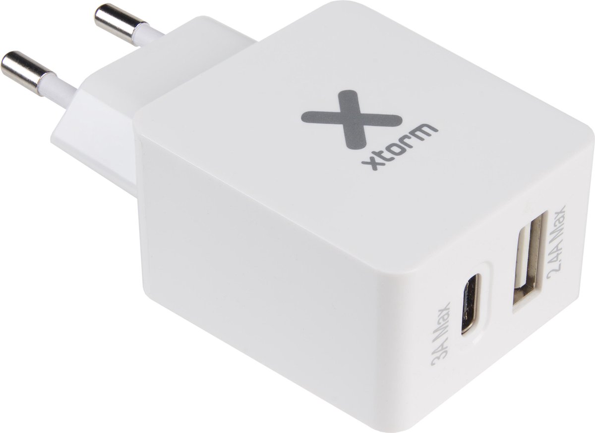 Xtorm Fast Charge Oplader - Snellader - USB en USB-C 3A Wit