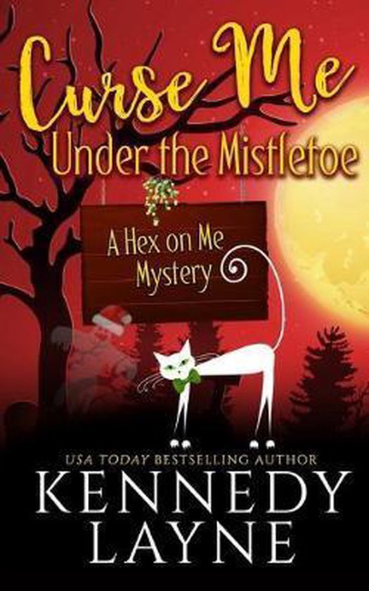 A Hex on Me Cozy Paranormal Mystery- Curse Me Under the Mist ... - cover