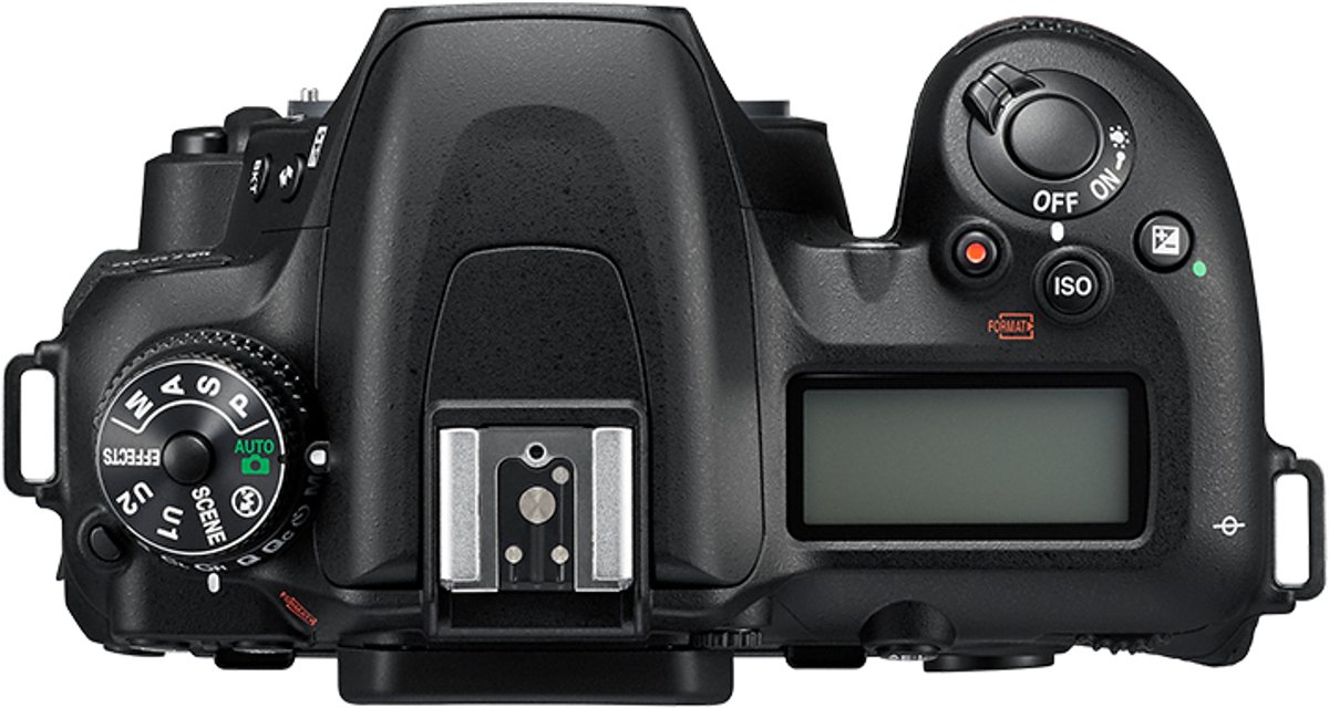 D7500 + AF-S DX NIKKOR 18-300 VR thumbnail 2