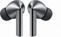 Linker en rechter Samsung Galaxy Buds3 Pro, zilverkleurig, met zwarte oordopjes.