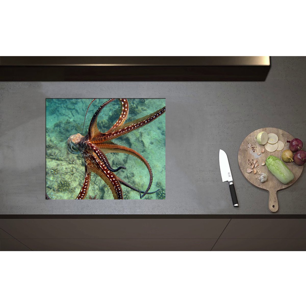 Inductieplaat Beschermer - Bruine octopus zwemt door de zee heen - 59x50 cm - 2 mm Dik - Inductie Beschermer - Bescherming Inductiekookplaat - Kookplaat Beschermer van Wit Vinyl